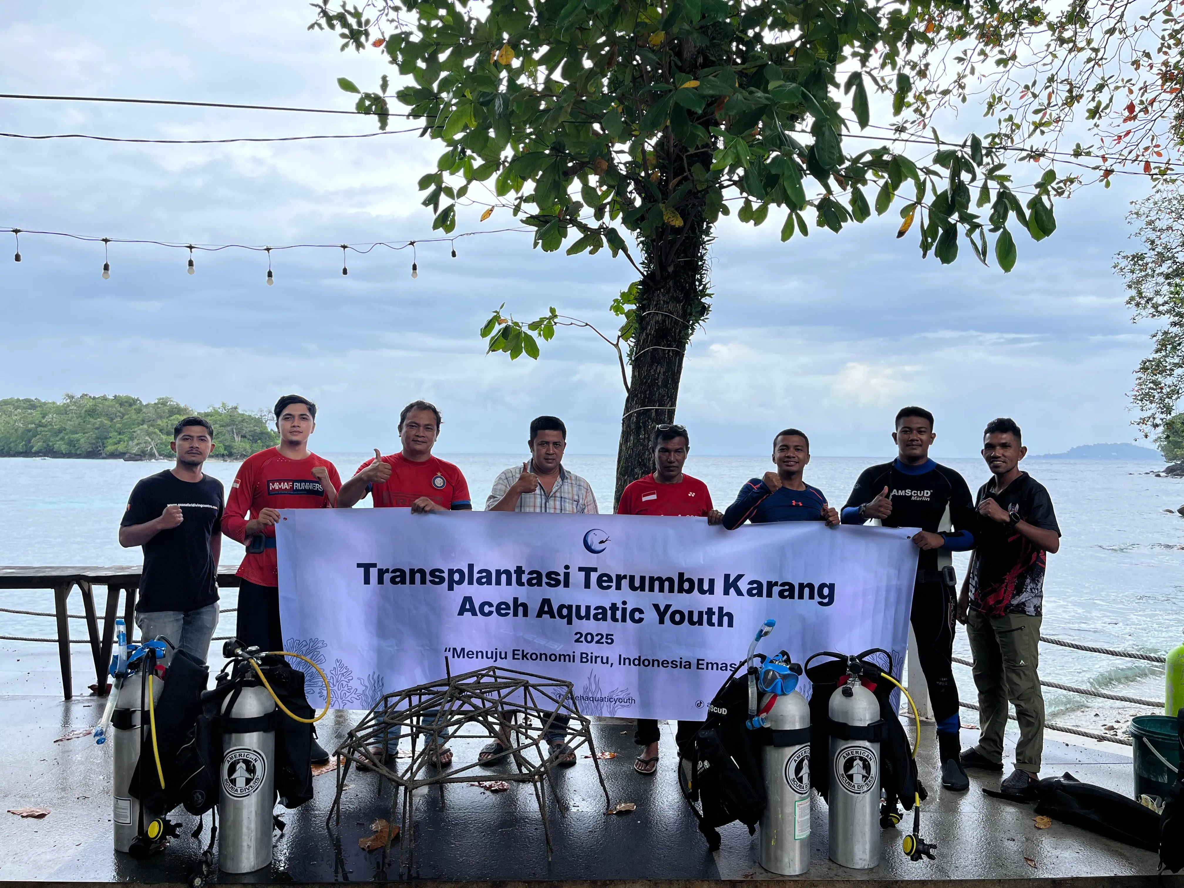 Aceh Aquatic Youth members actively engaged in marine conservation activities