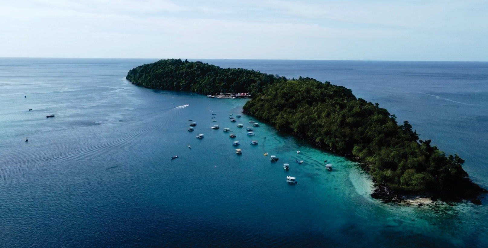 Aceh Aquatic Youth team collaborating for marine conservation